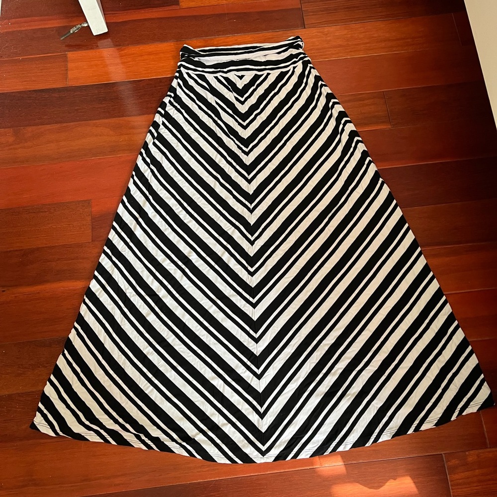 Long skirt